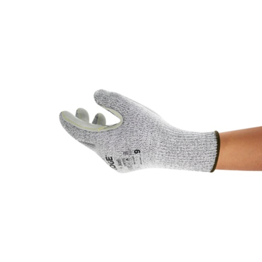 GUANTE ANSELL CON ALTO NIVEL DE RESISTENCIA AL CORTE Y A LA ABRASION, BUEN AGARRE EN ENTORNOS SECOS Y LIGERAMENTE ENGRASADOS.- Ref.48-703